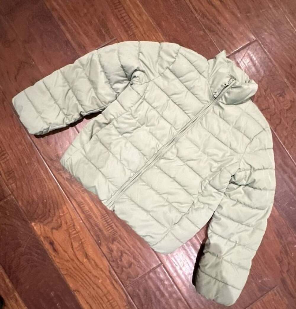 The Children's Place Puffer Jacket Size L/G 10/12 Sage Green Quilted